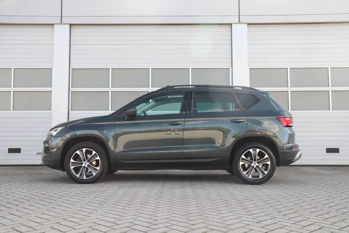 1.5 TSI 150pk Style Business Intense | Panoramadak | Trekhaak | Achteruitrijcamera | Navigatie | Full Link
