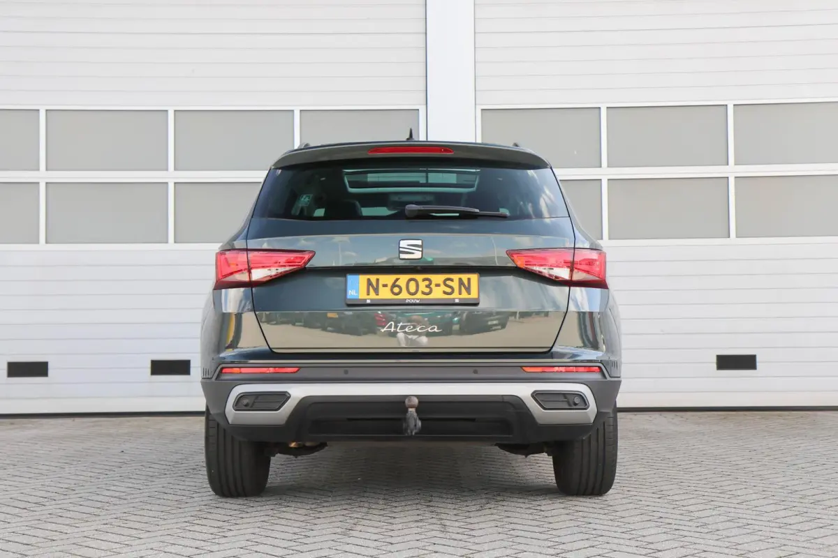 1.5 TSI 150pk Style Business Intense | Panoramadak | Trekhaak | Achteruitrijcamera | Navigatie | Full Link