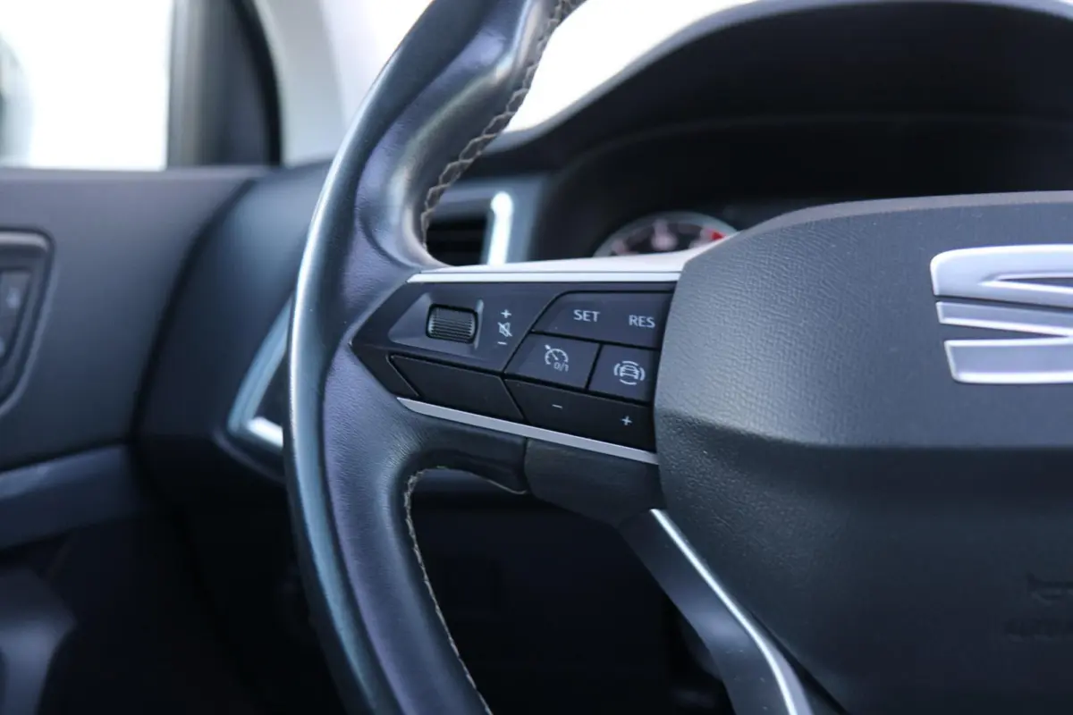 1.5 TSI 150pk Style Business Intense | Panoramadak | Trekhaak | Achteruitrijcamera | Navigatie | Full Link