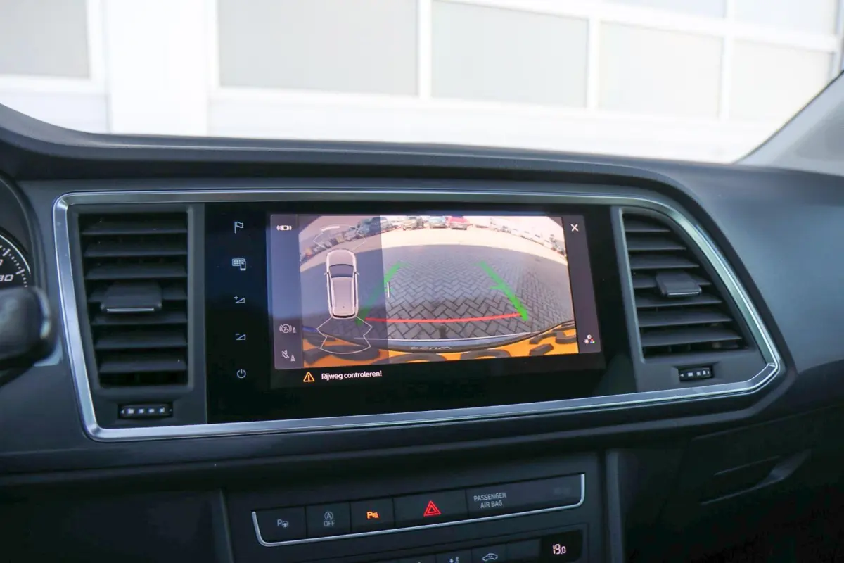 1.5 TSI 150pk Style Business Intense | Panoramadak | Trekhaak | Achteruitrijcamera | Navigatie | Full Link