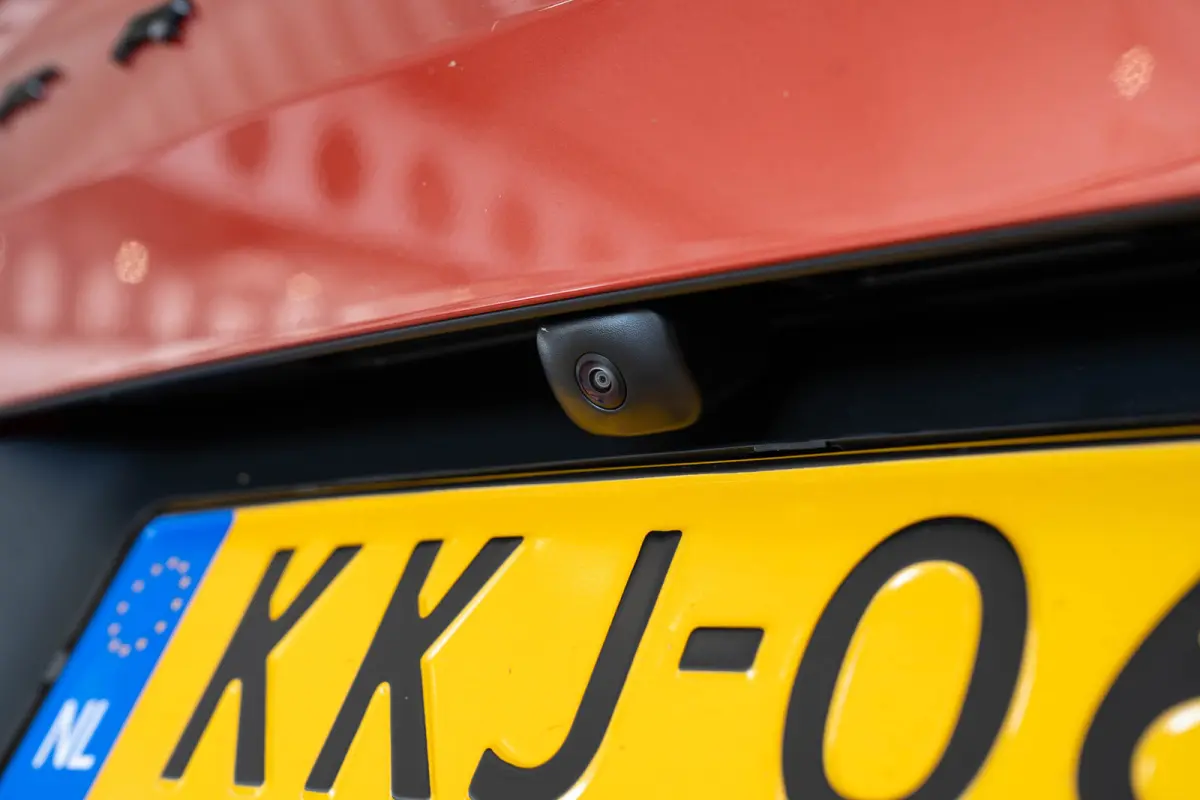 GS 44 kWh | Tot 8 Jaar Garantie | Stoel en Stuurverwarming | Camera | Navigatie | Parkeersensoren | Climate Controle | Apple Carplay & Android Auto |