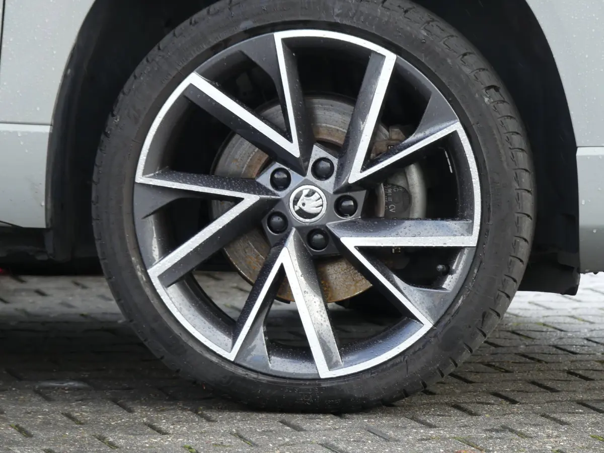 1.5 TSI 150PK ACT DSG Sportline Business