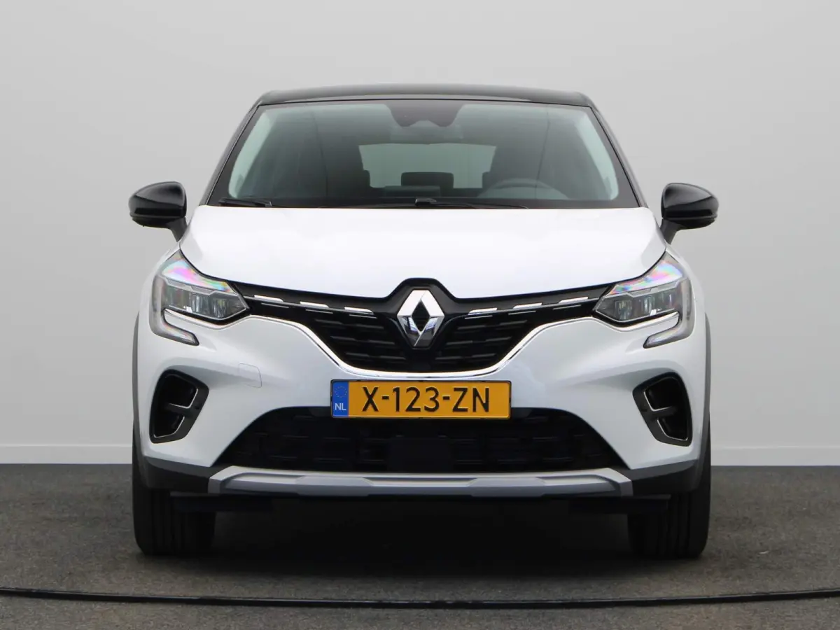 E-Tech Hybrid 145pk techno |Groot scherm | Achteruitrijcamera | Apple Carplay | Android Auto |