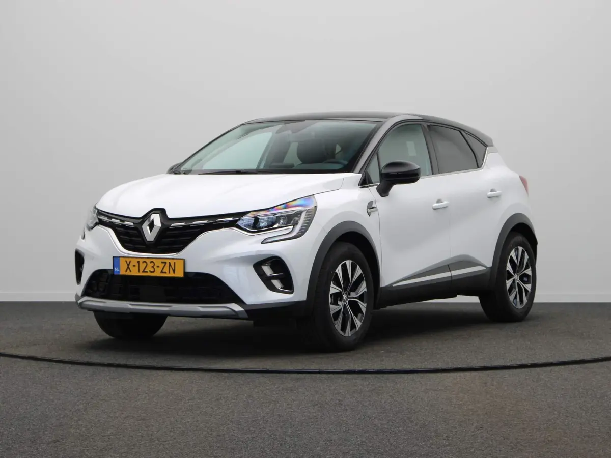 E-Tech Hybrid 145pk techno |Groot scherm | Achteruitrijcamera | Apple Carplay | Android Auto |