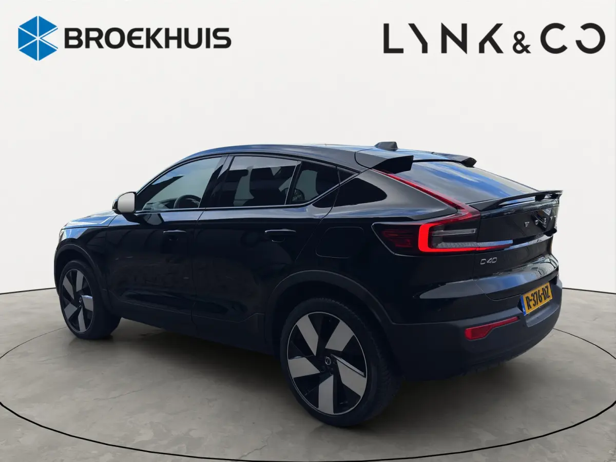 Recharge Twin Intro Edition 78 kWh | 360 Camera | Panoramadak | Stuur+Stoelverwarming | Apple Carplay/Android Auto |