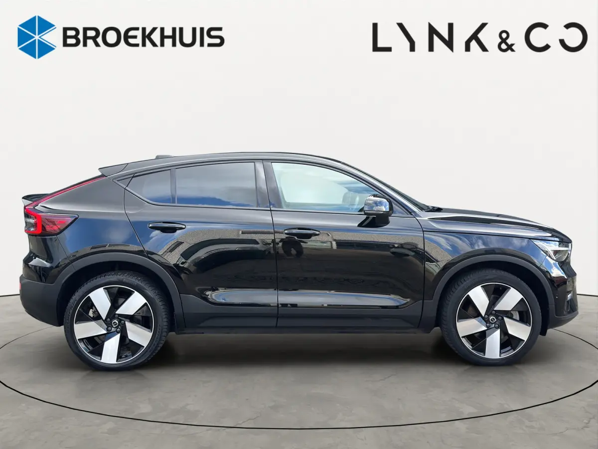 Recharge Twin Intro Edition 78 kWh | 360 Camera | Panoramadak | Stuur+Stoelverwarming | Apple Carplay/Android Auto |