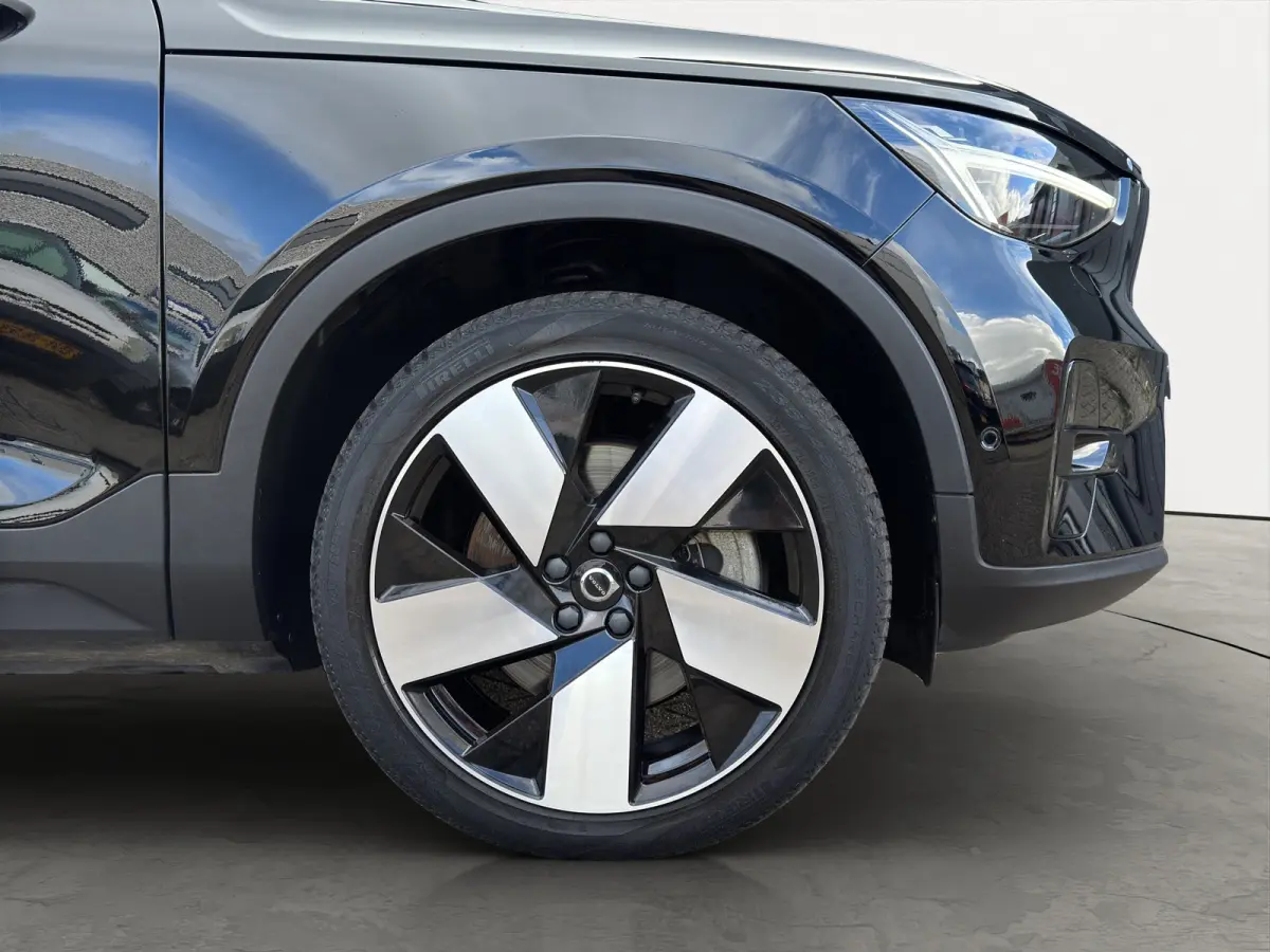 Recharge Twin Intro Edition 78 kWh | 360 Camera | Panoramadak | Stuur+Stoelverwarming | Apple Carplay/Android Auto |