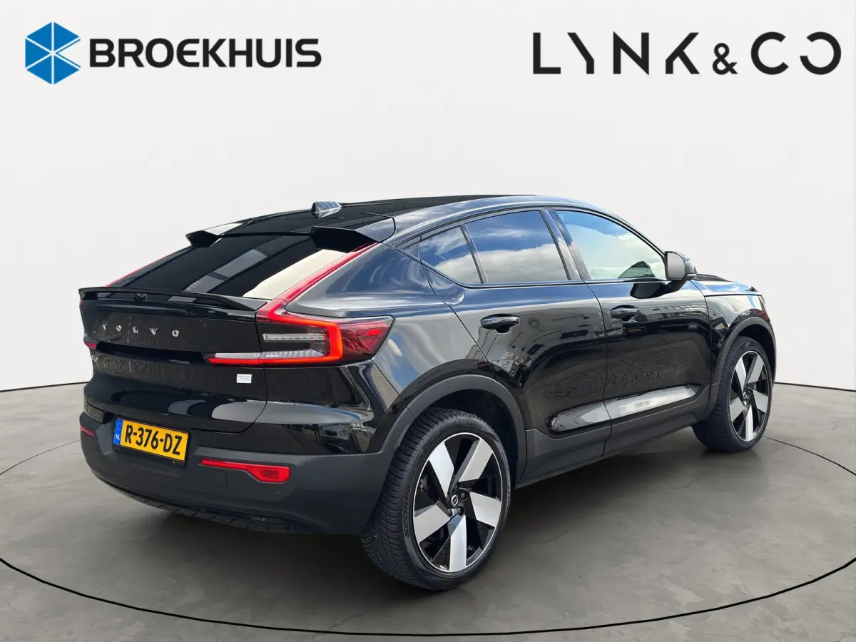 Recharge Twin Intro Edition 78 kWh | 360 Camera | Panoramadak | Stuur+Stoelverwarming | Apple Carplay/Android Auto |