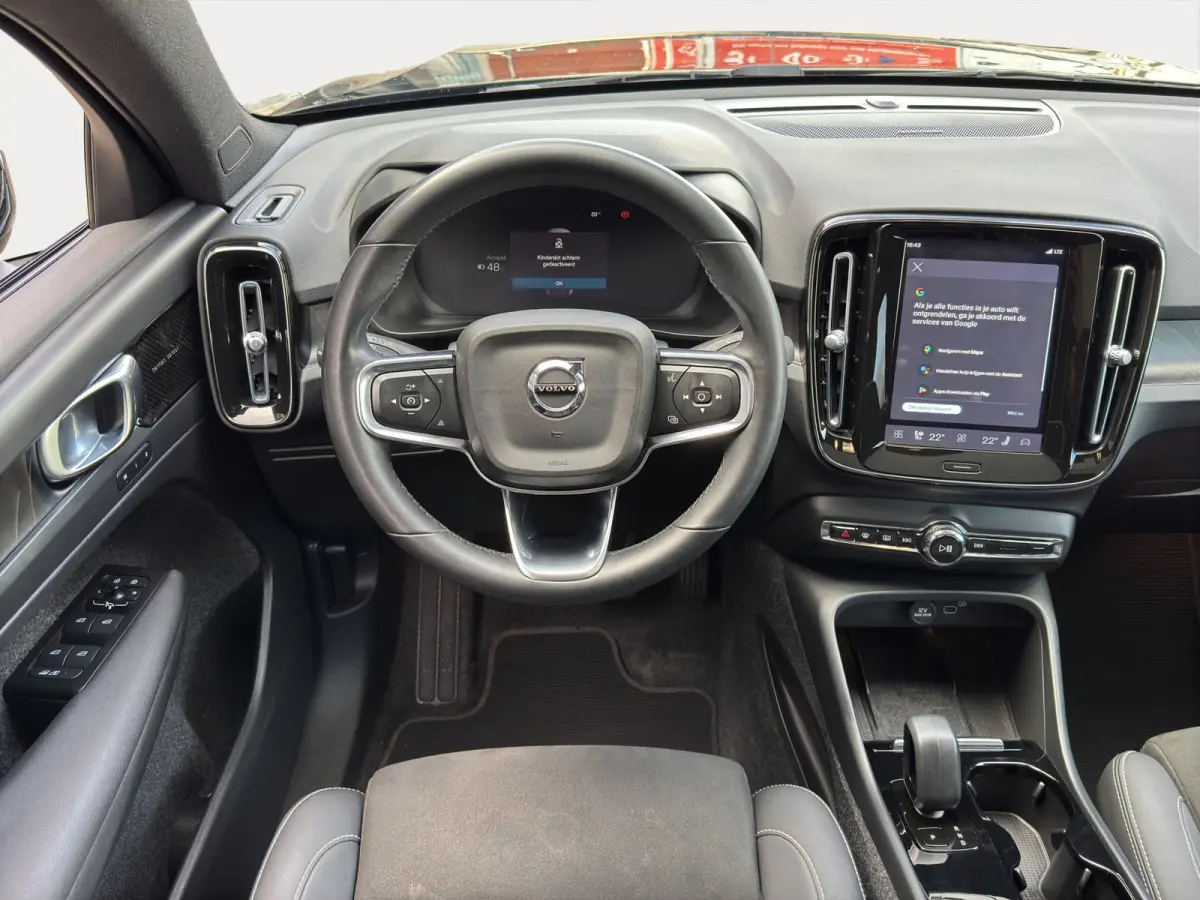 Recharge Twin Intro Edition 78 kWh | 360 Camera | Panoramadak | Stuur+Stoelverwarming | Apple Carplay/Android Auto |