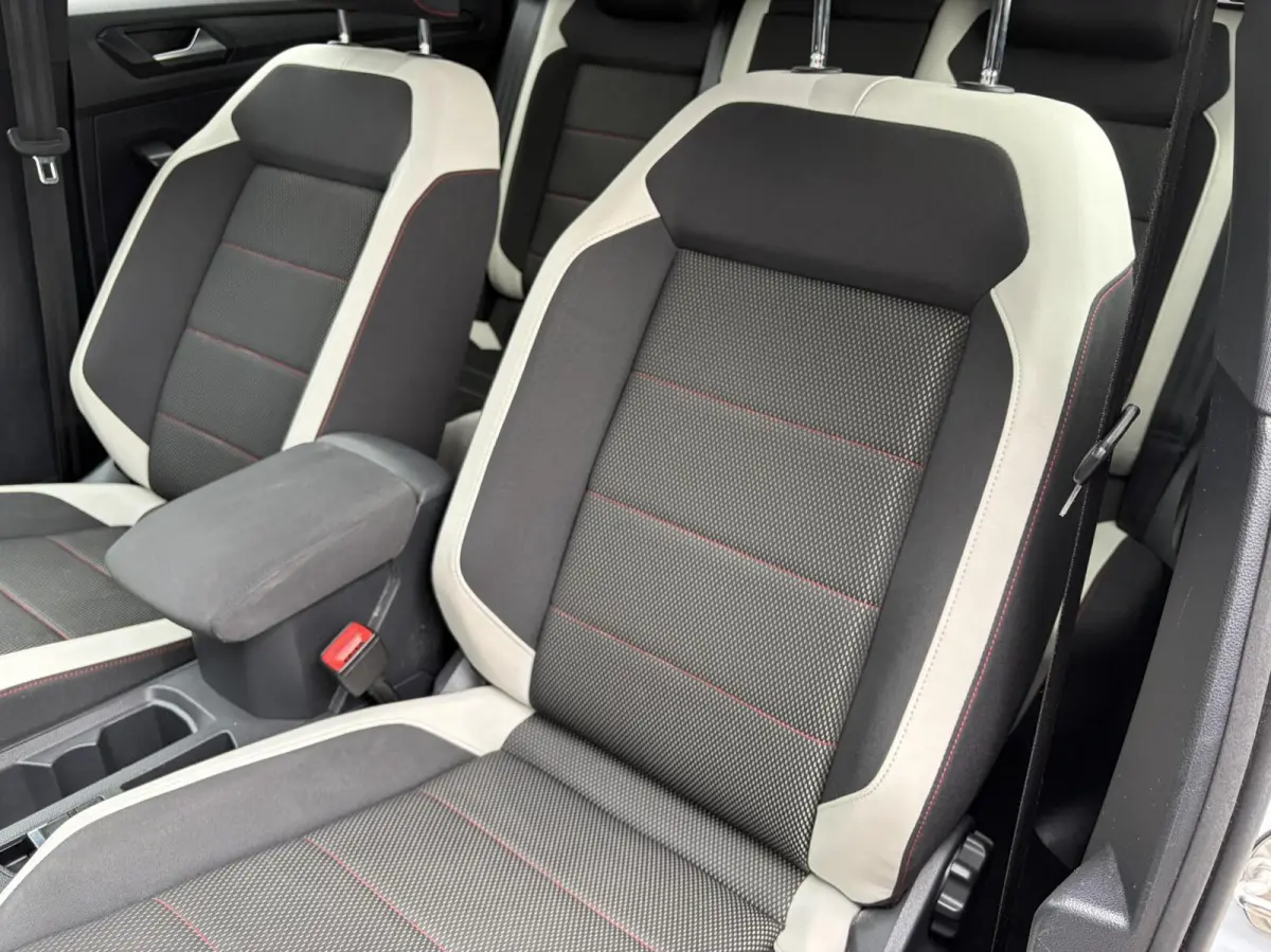 1.5 TSI Sport Business R CAMERA/TREKHAAK