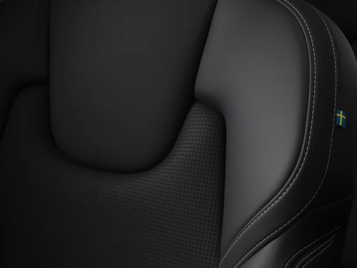 2.0 T8 Plug-in hybrid AWD Ultra Dark Exec. Ed. | Achterbank verwarmd | Bowers & Wilkins audiosysteem | Charcoal hemelbekleding