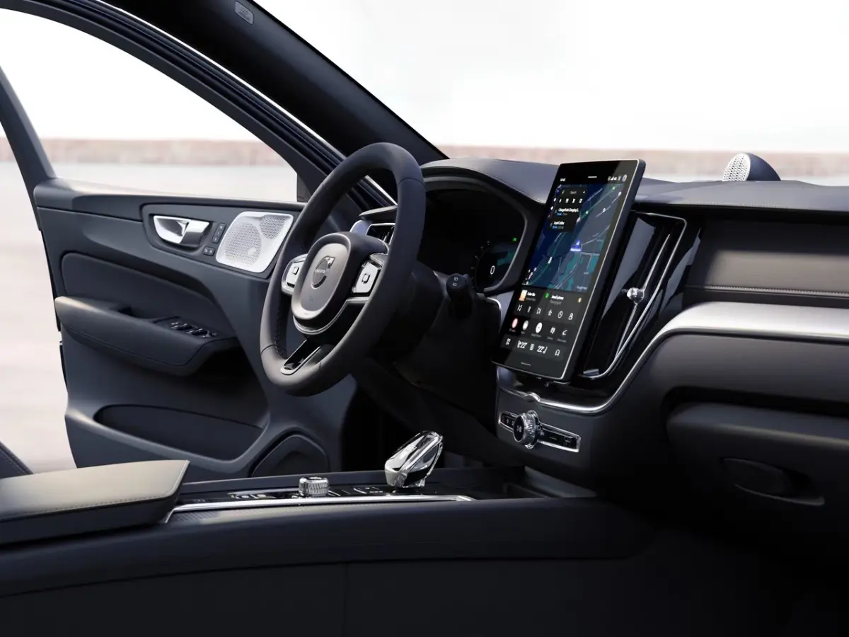 2.0 T8 Plug-in hybrid AWD Ultra Dark Exec. Ed. | Achterbank verwarmd | Bowers & Wilkins audiosysteem | Charcoal hemelbekleding