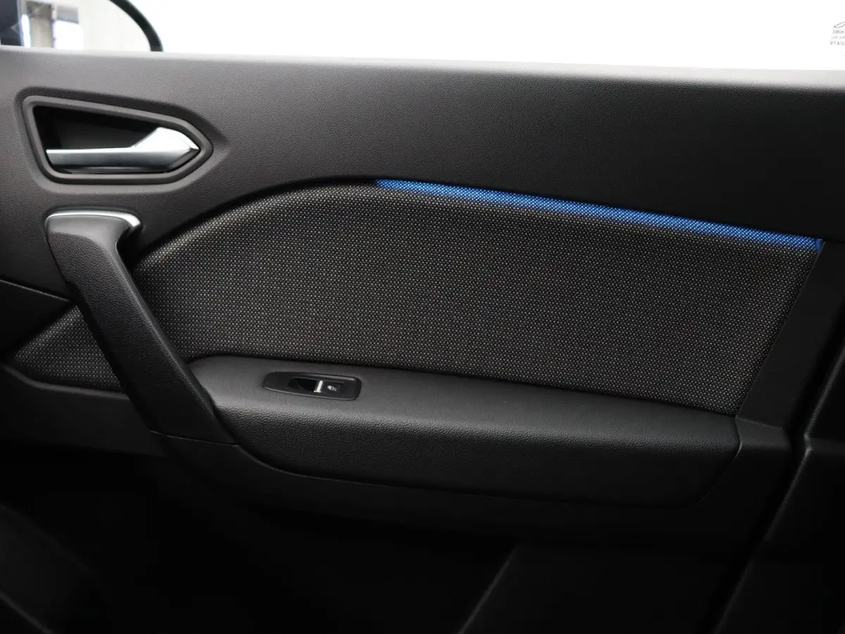 E-Tech full hybrid 145pk techno | Adaptieve cruise control | Navigatie | Achteruitrijcamera | Lichtmetalen velgen |