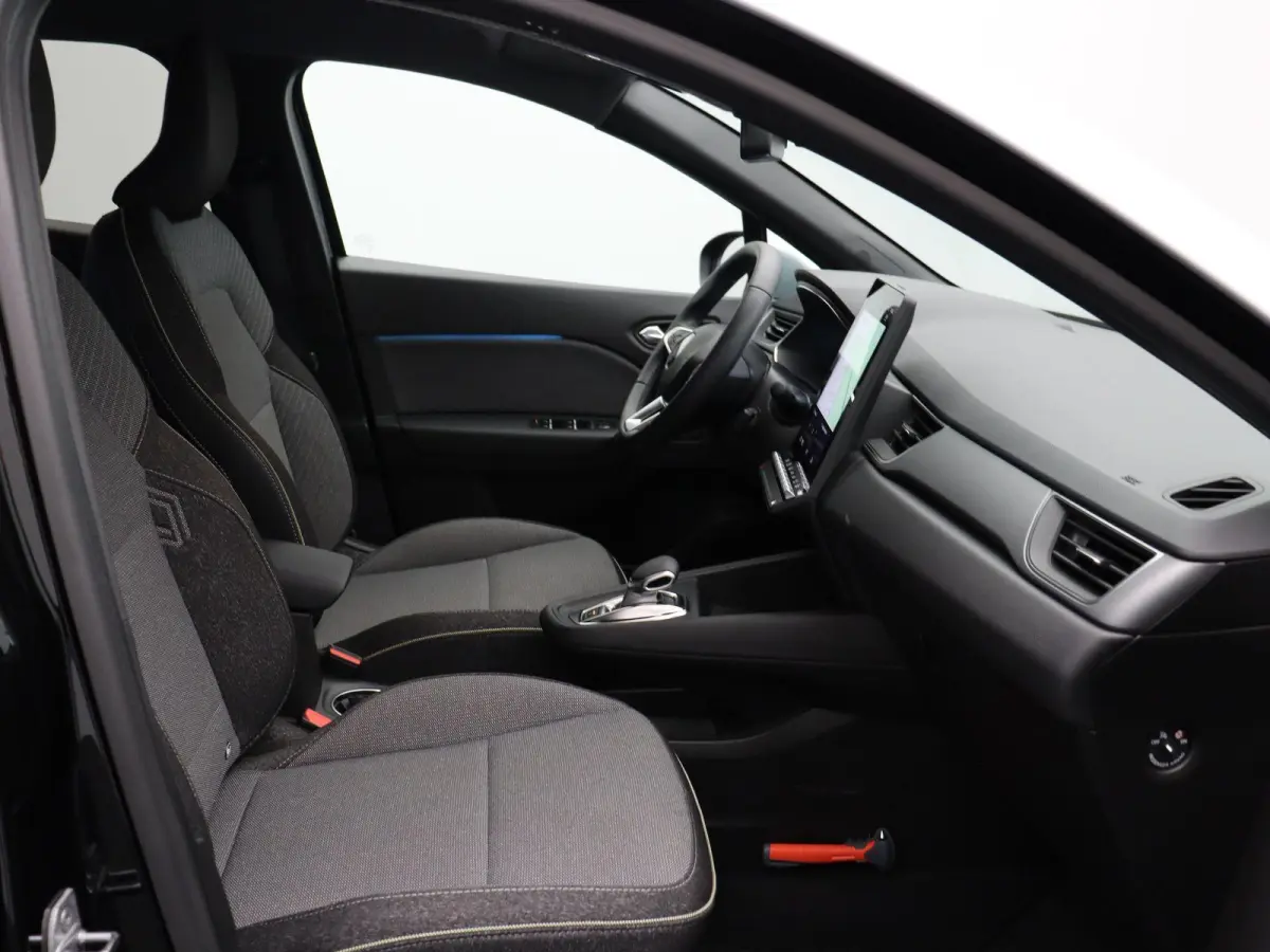 E-Tech full hybrid 145pk techno | Adaptieve cruise control | Navigatie | Achteruitrijcamera | Lichtmetalen velgen |