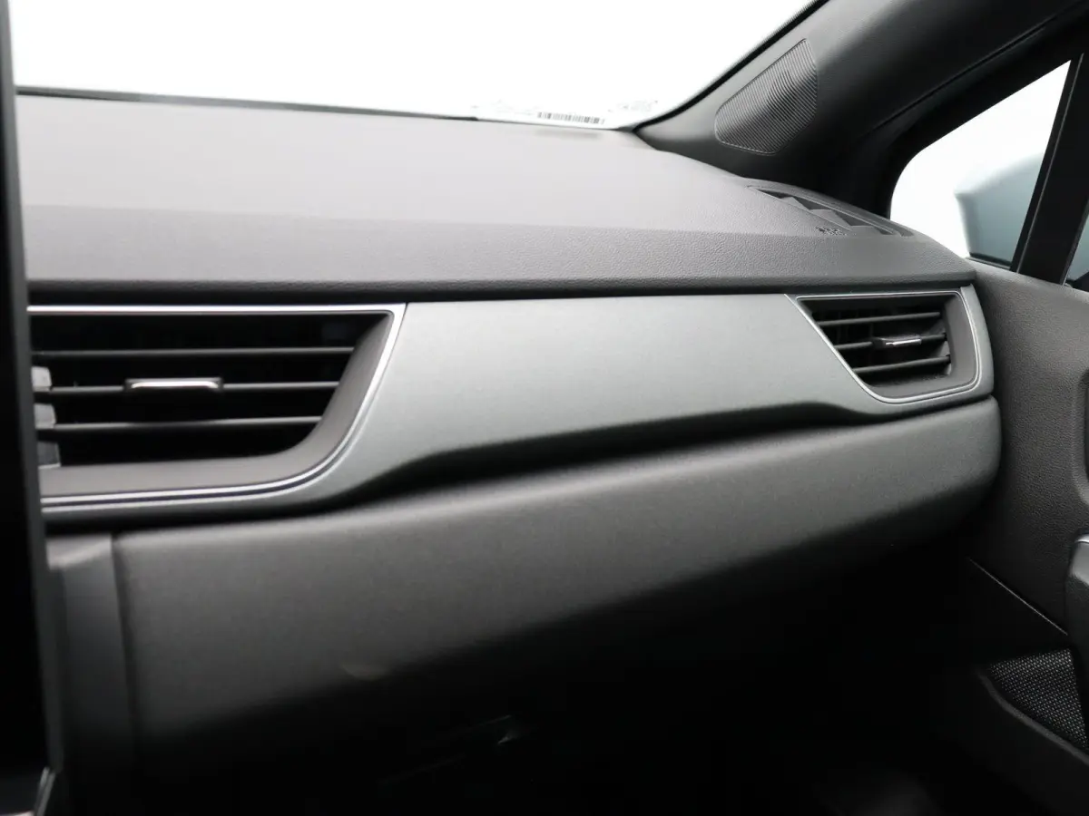 E-Tech full hybrid 145pk techno | Adaptieve cruise control | Navigatie | Achteruitrijcamera | Lichtmetalen velgen |