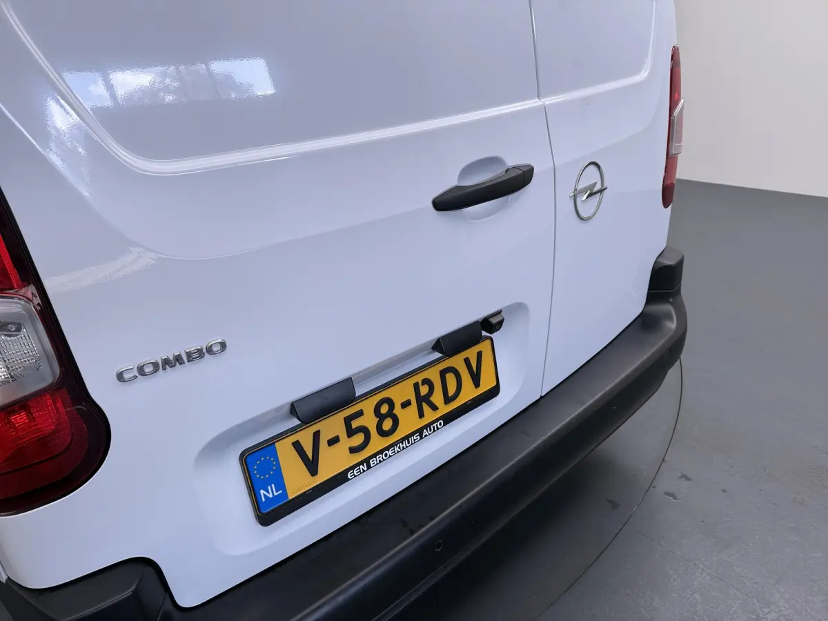 1.5 BlueHDi 100 S&S L1 | Achteruitrijcamera | Apple Carplay/Android Auto|telefoonintegratie premium | Cruise control