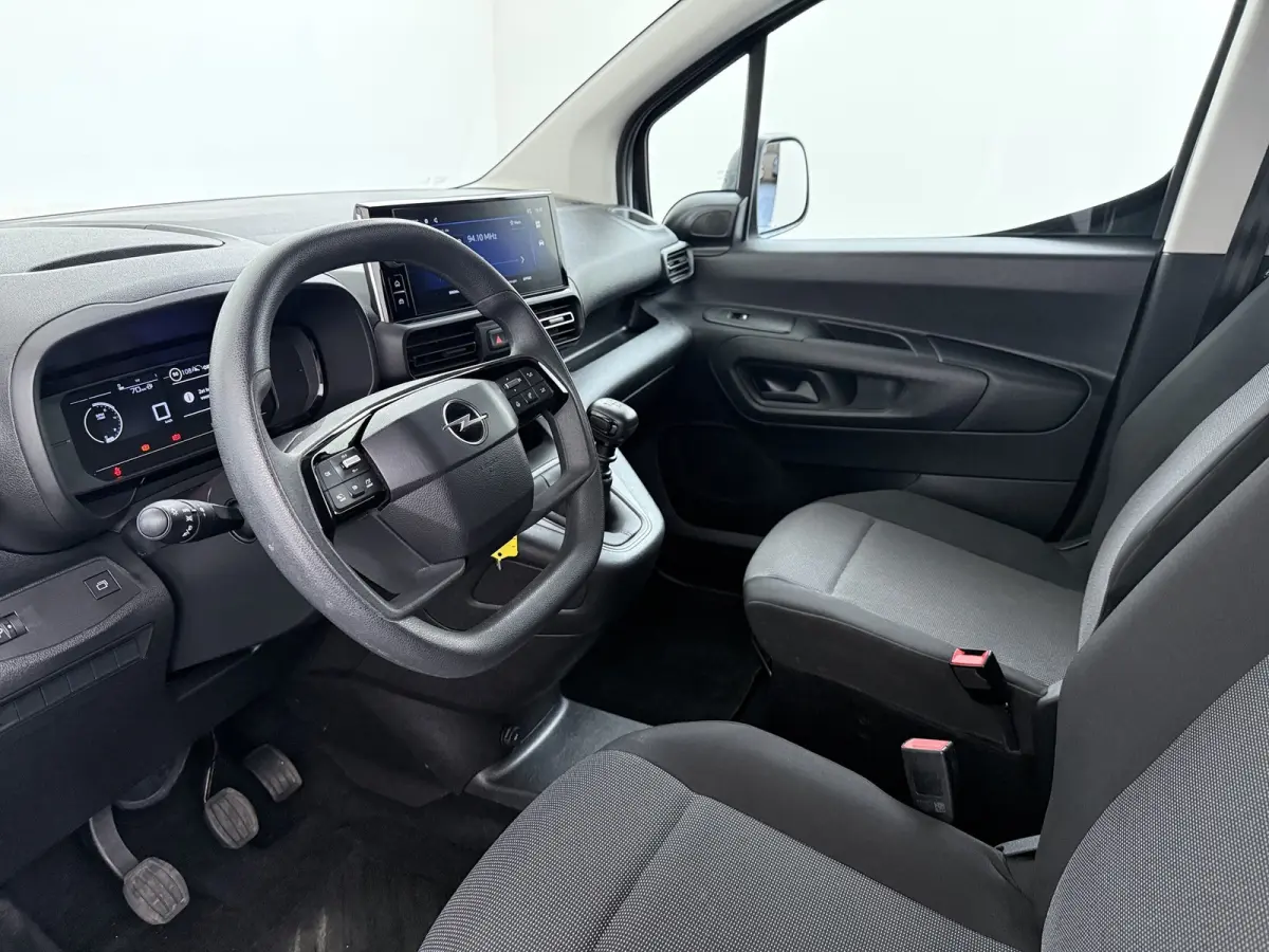 1.5 BlueHDi 100 S&S L1 | Achteruitrijcamera | Apple Carplay/Android Auto|telefoonintegratie premium | Cruise control