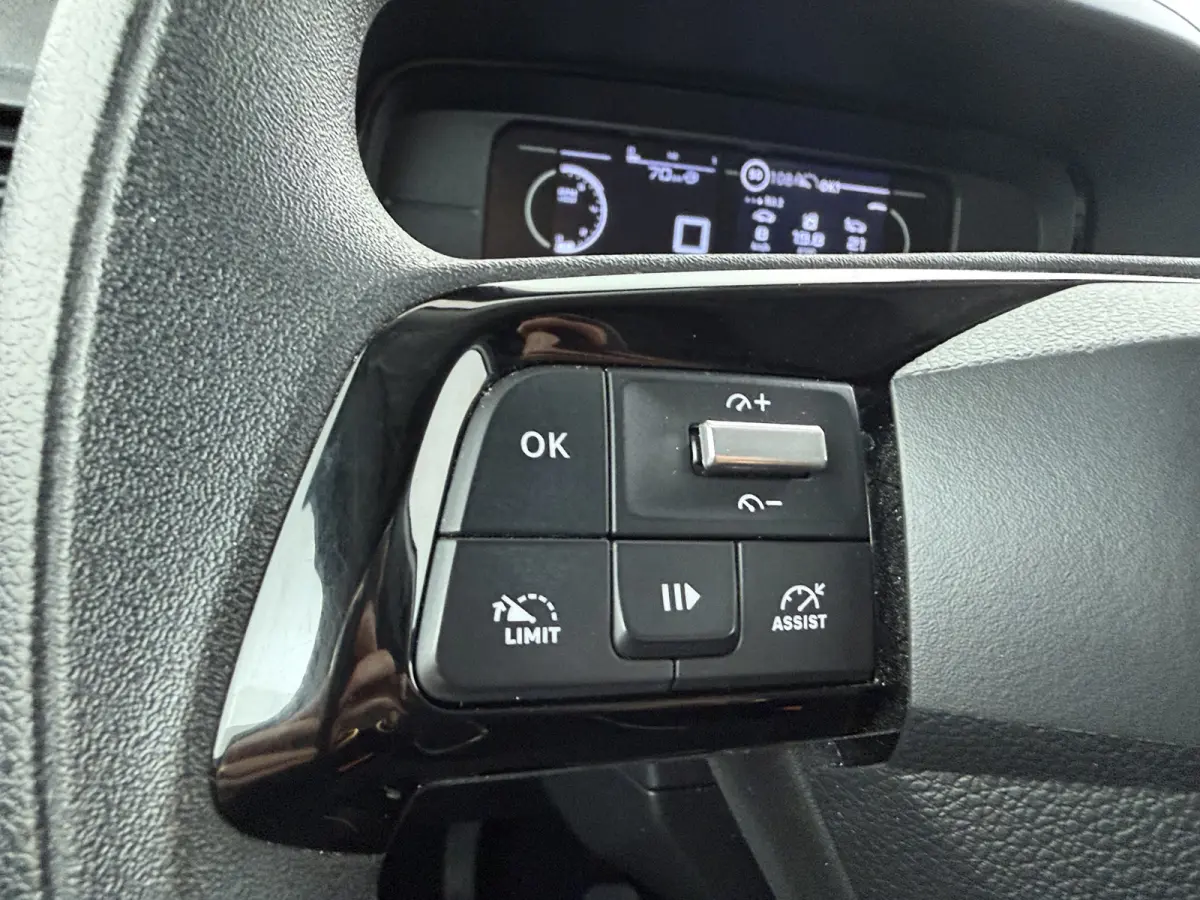 1.5 BlueHDi 100 S&S L1 | Achteruitrijcamera | Apple Carplay/Android Auto|telefoonintegratie premium | Cruise control