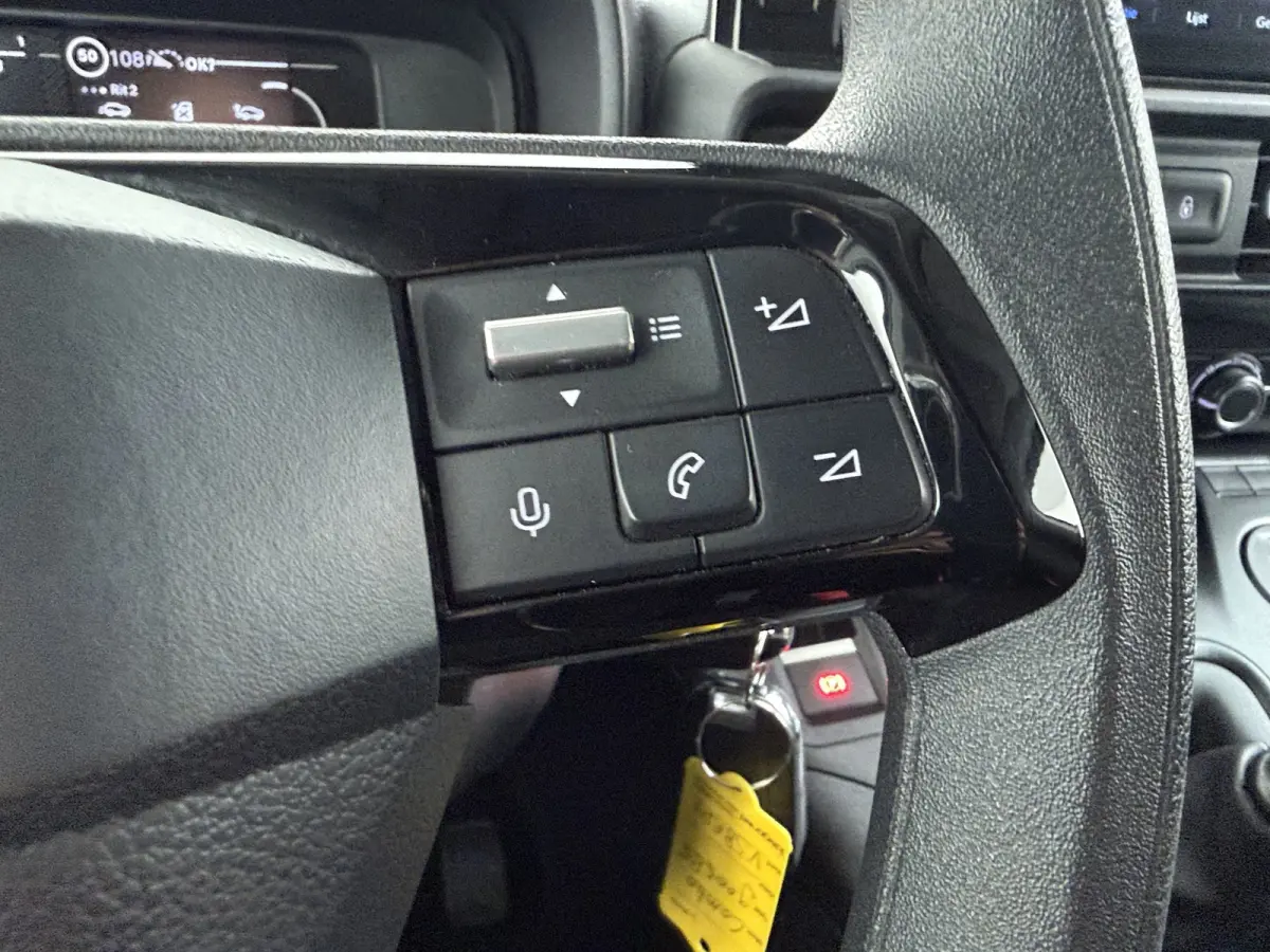 1.5 BlueHDi 100 S&S L1 | Achteruitrijcamera | Apple Carplay/Android Auto|telefoonintegratie premium | Cruise control