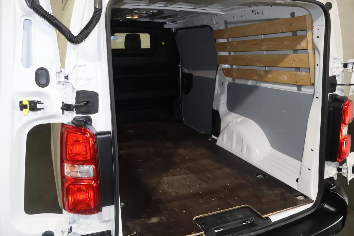 2.0 CDTI L3 H1 Airco Navigatie Imperiaal