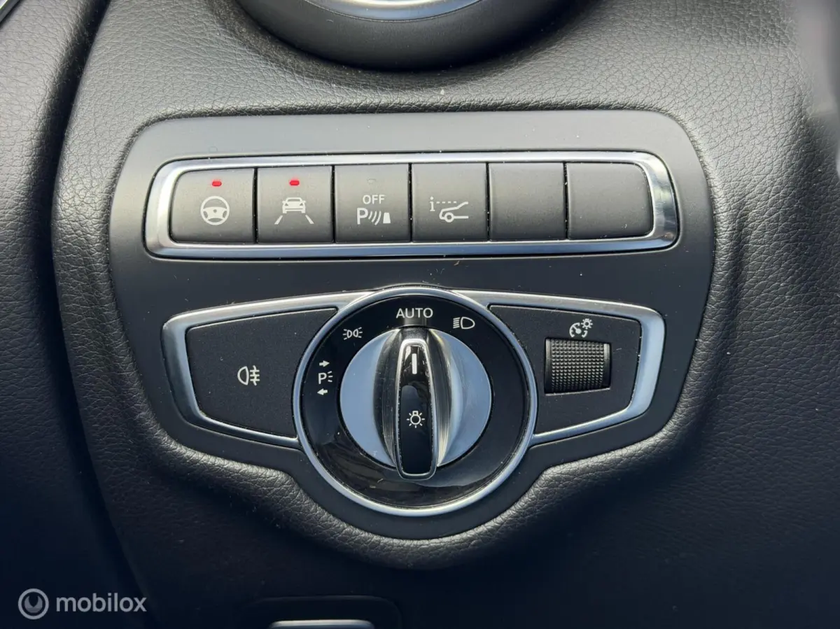 350e 4MATIC Distronic + Burmester Pano Memory Keyless Trekhaak