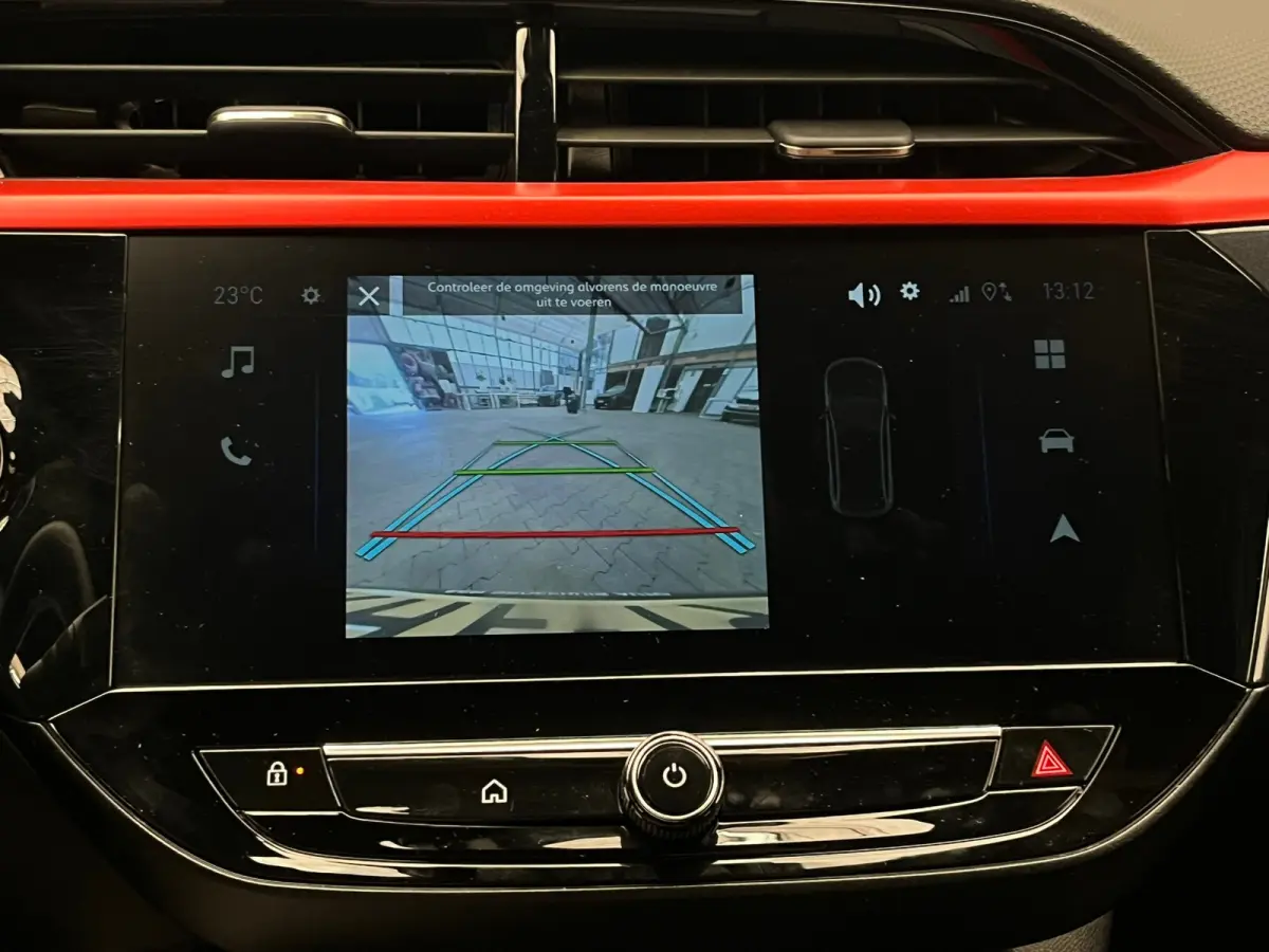 Electric Long Range Yes 51 kWh Stoel+Stuurverwarming | Warmtepomp | Carplay/Android Auto | Cruise | Climate | Achteruitrijcamera | Bandenspanningscontrolesysteem | Binnenspiegel automatisch 