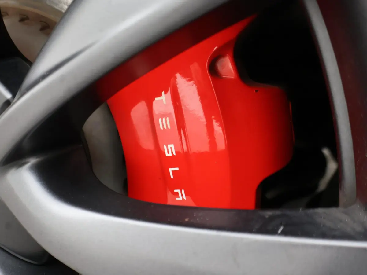 PERFORMANCE 462 PK AWD 75 KWH ORIG. NL + 20 INCH | AUTOPILOT | PANORAMA | LEDER