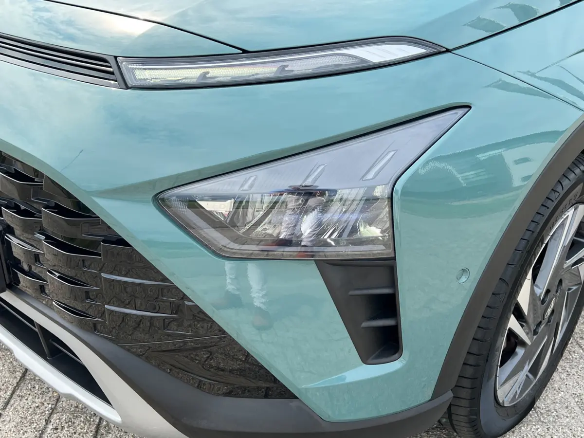 1.0 T-GDI 100pk Premium | Camera | Carplay | Premium audio | Dodehoek detectie | Cruise controle | Draadloos laden | Climate controle | Full LED | Keyless entry | Stoelverwarming | Stuurverw