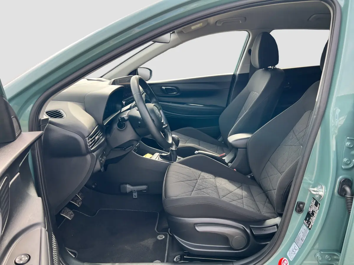 1.0 T-GDI 100pk Premium | Camera | Carplay | Premium audio | Dodehoek detectie | Cruise controle | Draadloos laden | Climate controle | Full LED | Keyless entry | Stoelverwarming | Stuurverw