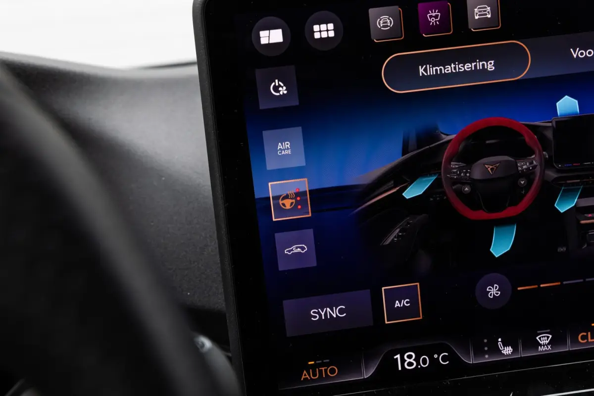 211pk Performance First Edition 56 kWh | Sennheiser | Autonome Parkeerfunctie | Sportstoelen