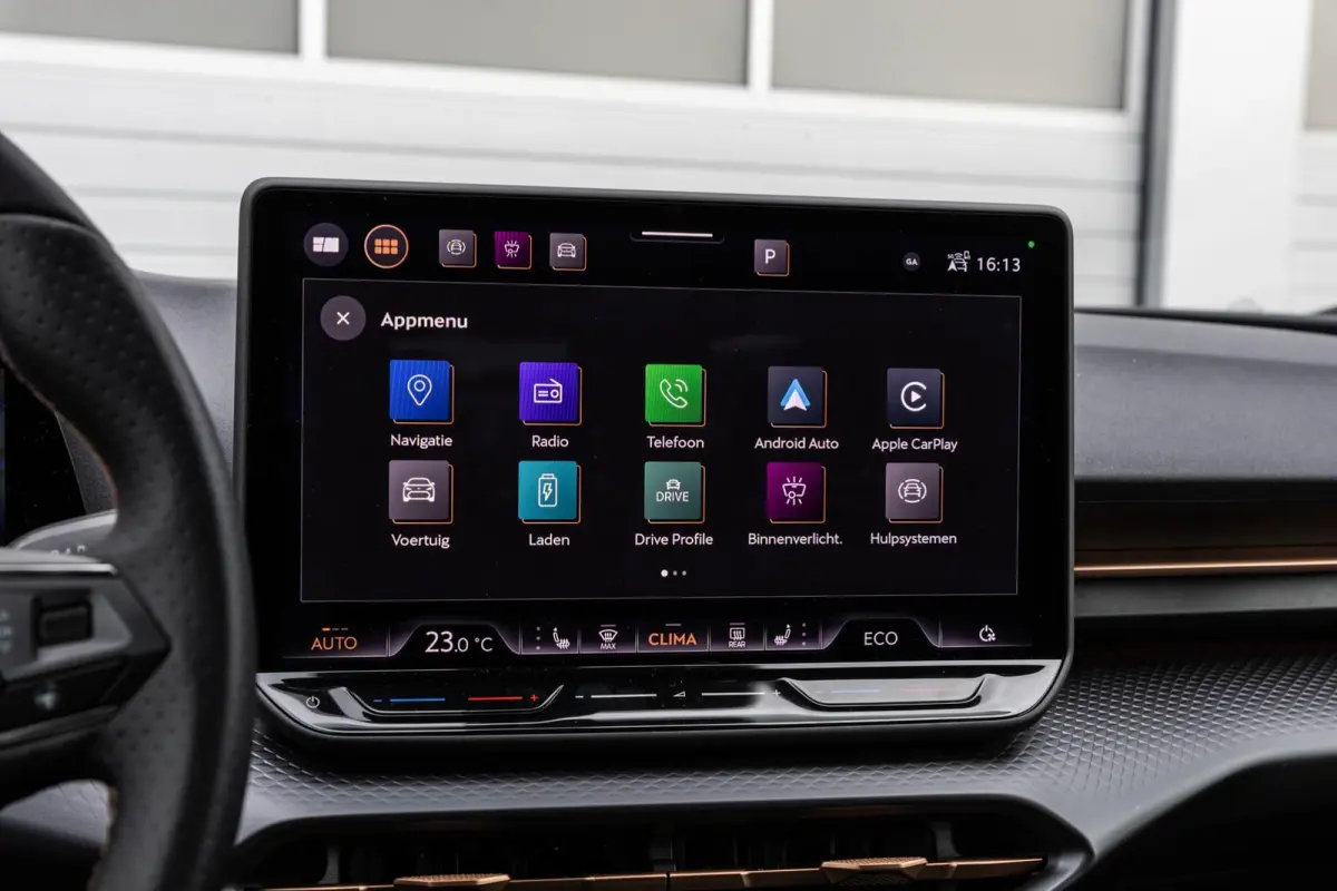 211pk Performance First Edition 56 kWh | Sennheiser | Autonome Parkeerfunctie | Sportstoelen