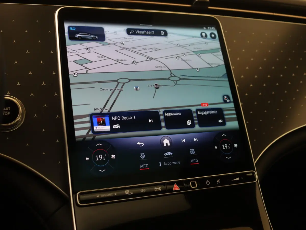 450+ Luxury Line 108 kWh / Panoramadak/ 22 inch/ Burmester 3D/