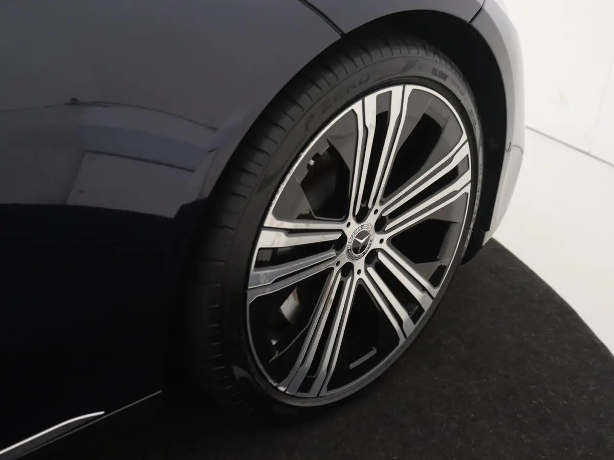 450+ Luxury Line 108 kWh / Panoramadak/ 22 inch/ Burmester 3D/