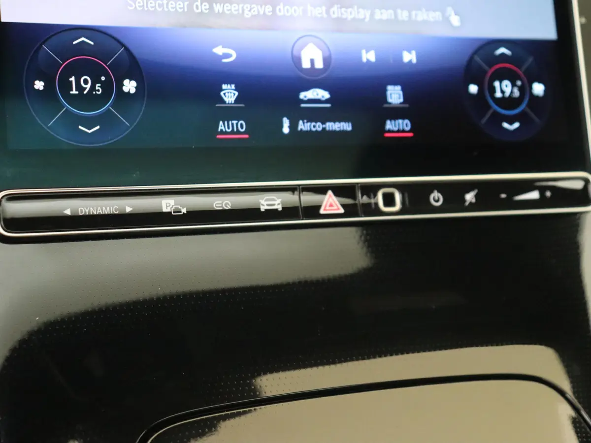 450+ Luxury Line 108 kWh / Panoramadak/ 22 inch/ Burmester 3D/