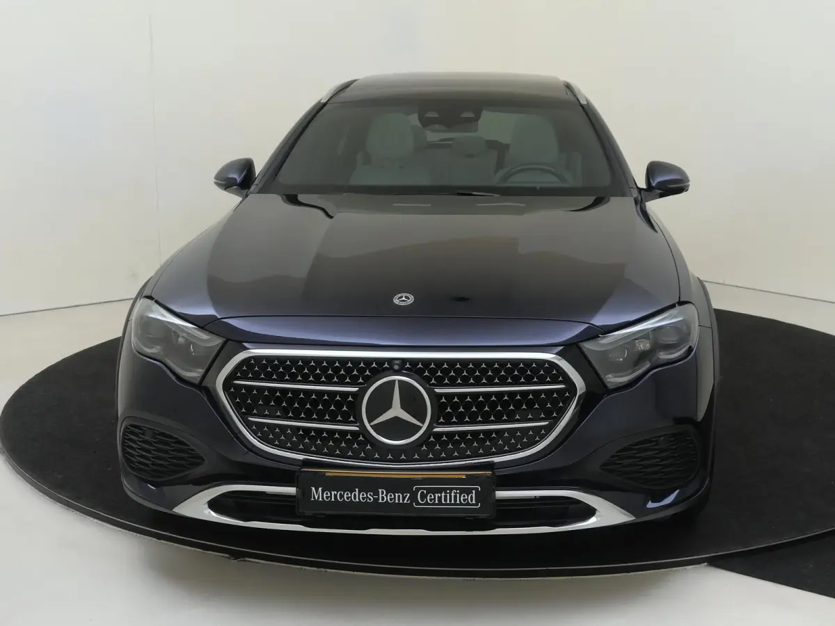 300 de 4MATIC All-Terrain / Premium Plus/ 20 inch/ AIRMATIC/ Burmester 4D/ SUPERSCREEN/ Nappa