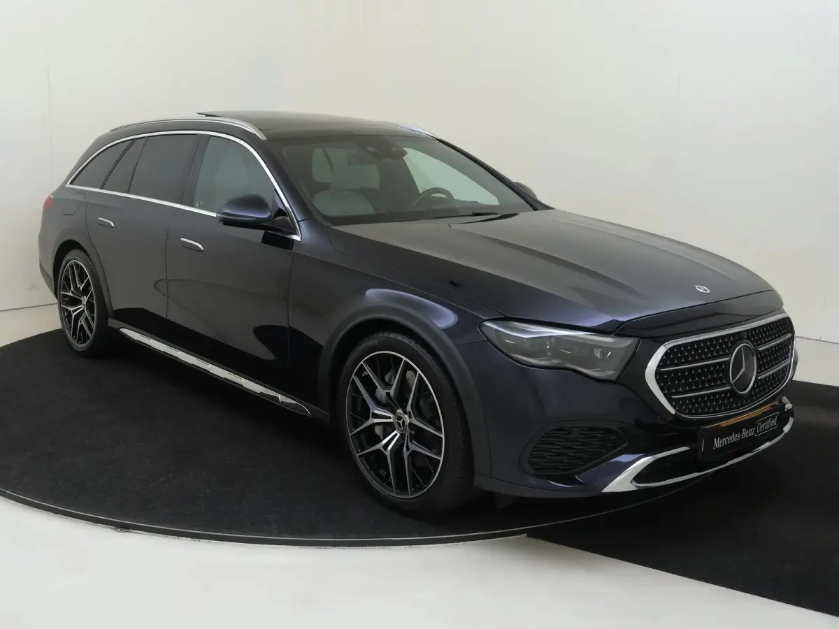 300 de 4MATIC All-Terrain / Premium Plus/ 20 inch/ AIRMATIC/ Burmester 4D/ SUPERSCREEN/ Nappa