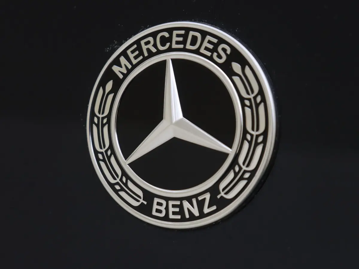 300 de 4MATIC All-Terrain / Premium Plus/ 20 inch/ AIRMATIC/ Burmester 4D/ SUPERSCREEN/ Nappa