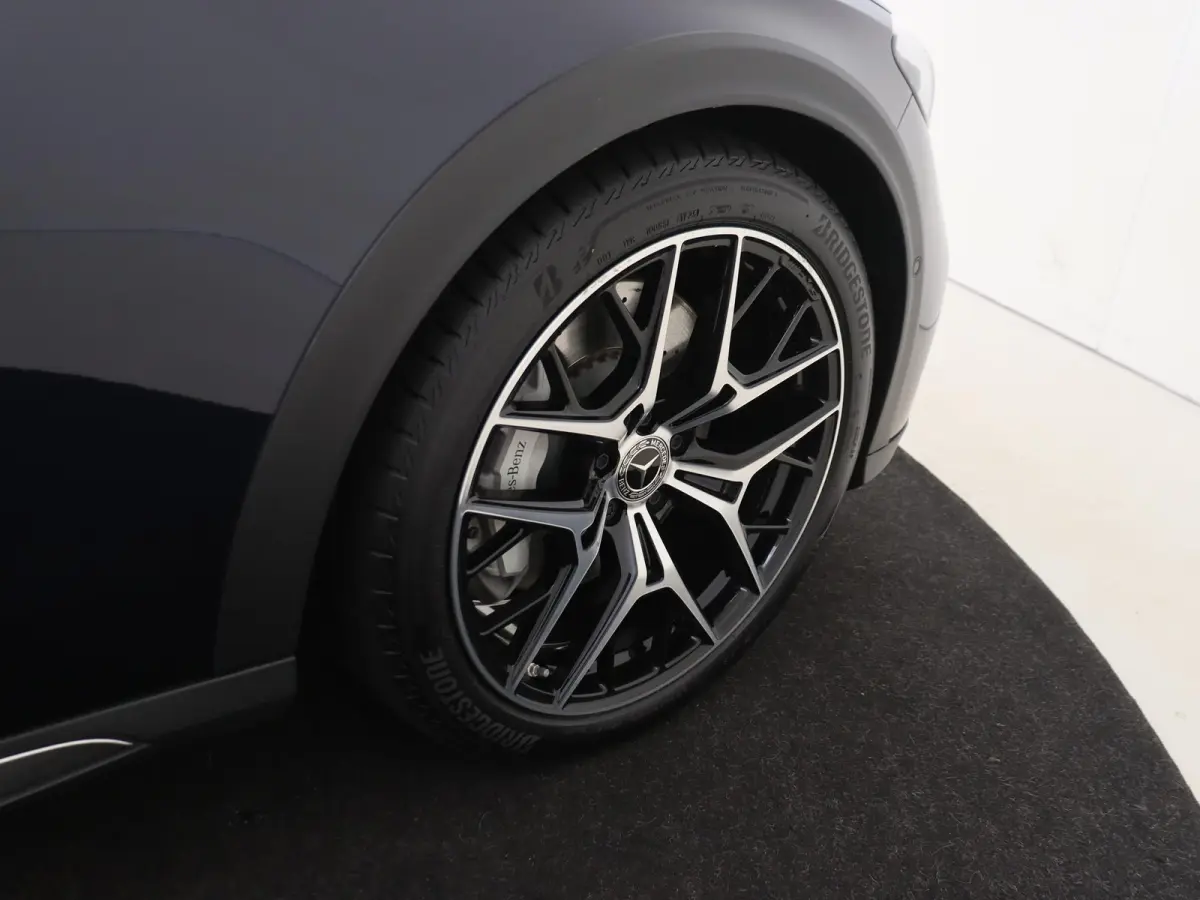 300 de 4MATIC All-Terrain / Premium Plus/ 20 inch/ AIRMATIC/ Burmester 4D/ SUPERSCREEN/ Nappa