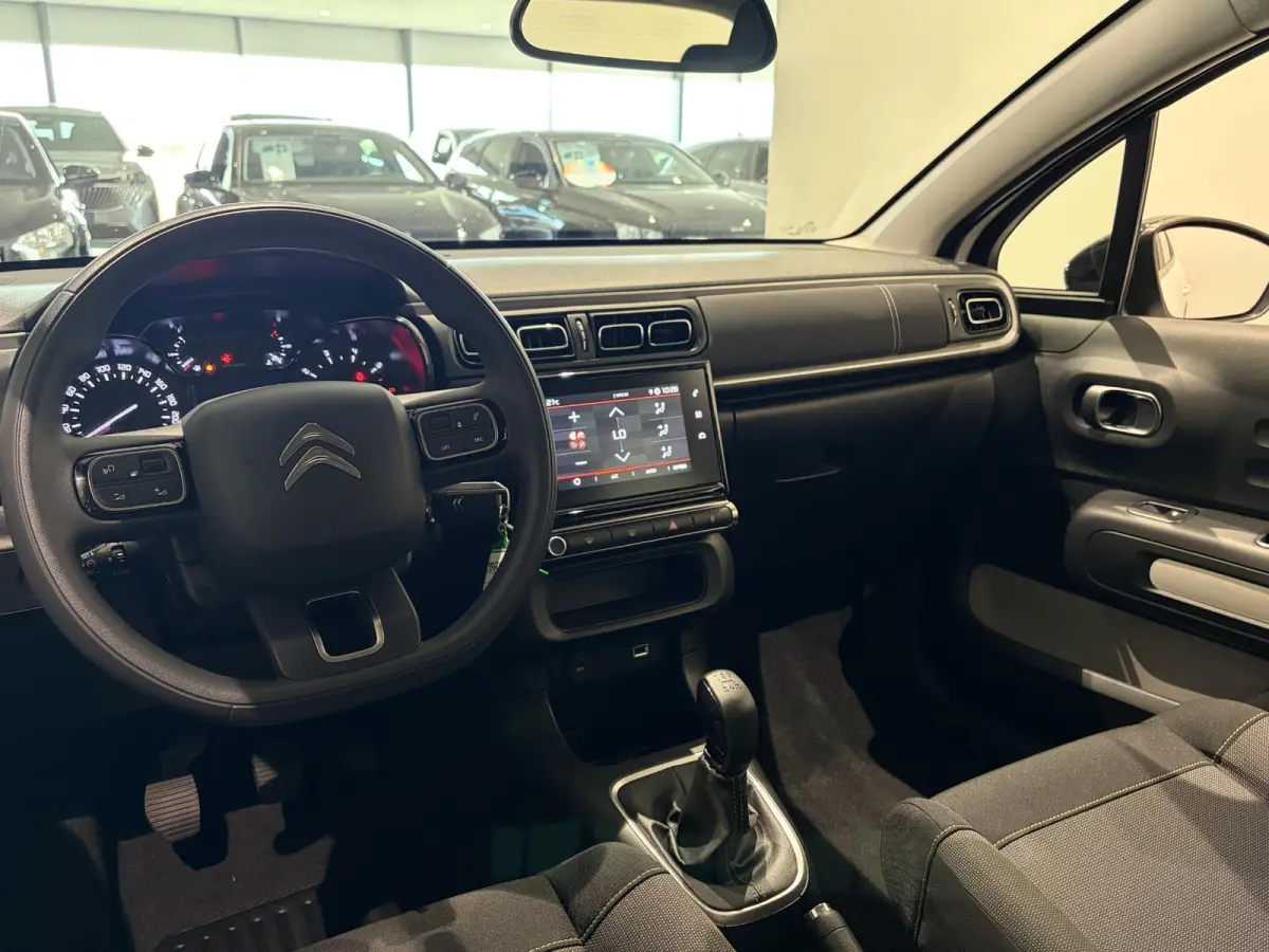 C-Series - LAGE KM STAND - CRUISE CONTROL - AIRCO