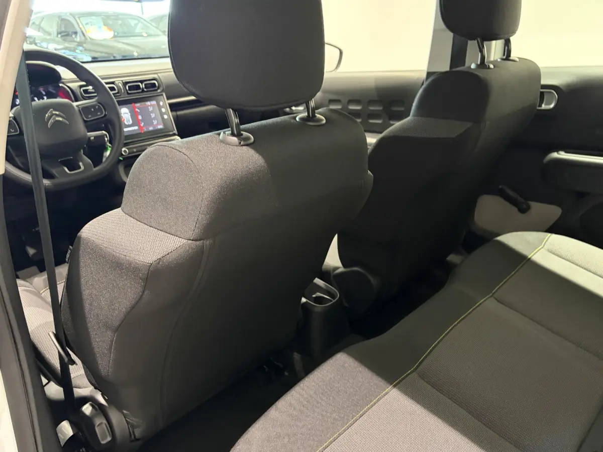 C-Series - LAGE KM STAND - CRUISE CONTROL - AIRCO