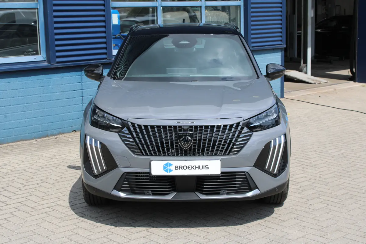 1.2 Hybrid 145 GT | Active Safety Brake met camera en radar (automatisch noodremsysteem) met Distance Alert (waarschuwing dreigende aanrijding) | Advanced Active Safety Brake met camera en r