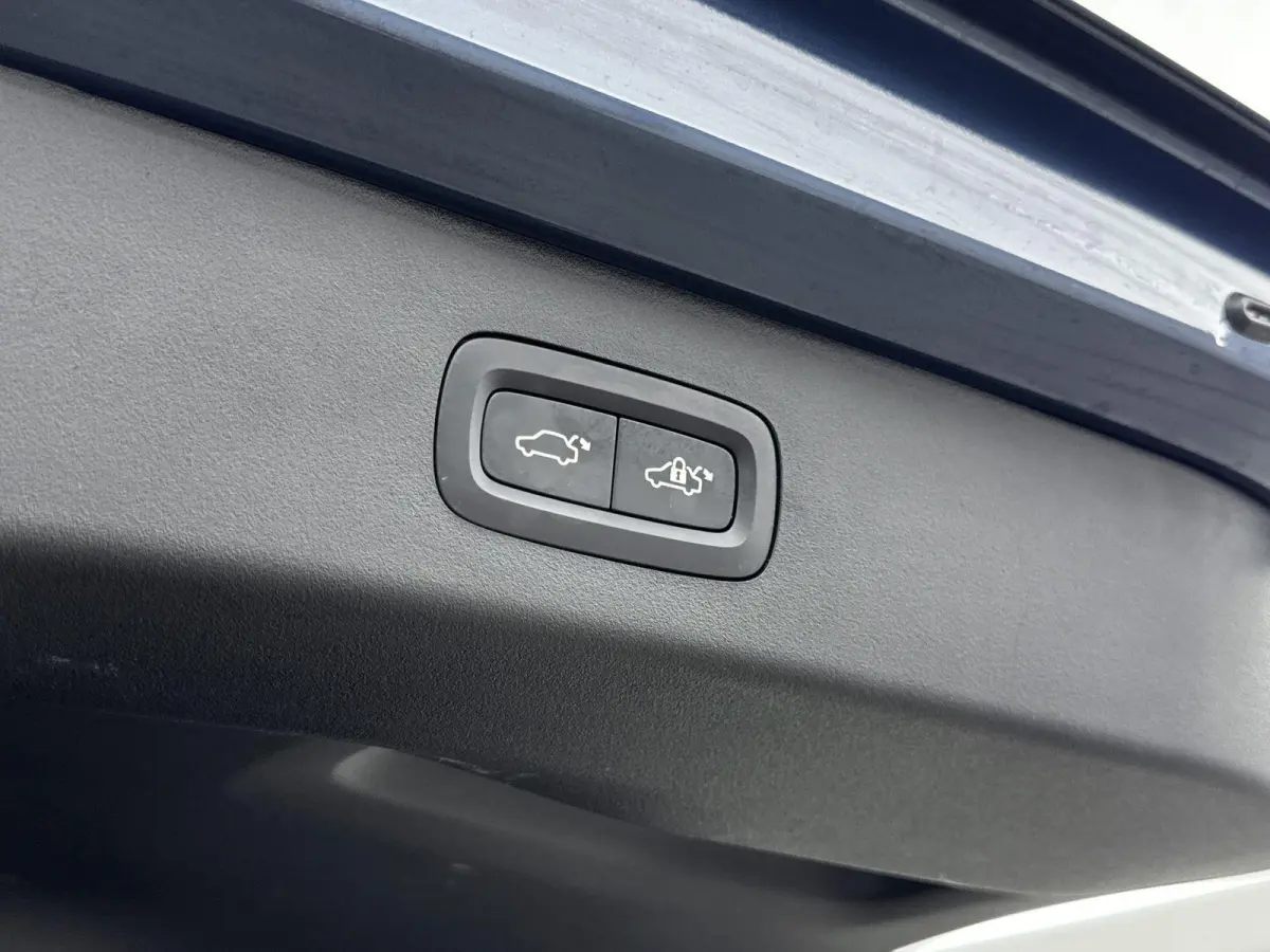 263 pk | Panoramadak | Carplay | Navigatie | Camera | Elektrische Achterklep | Dodehoekbewaking