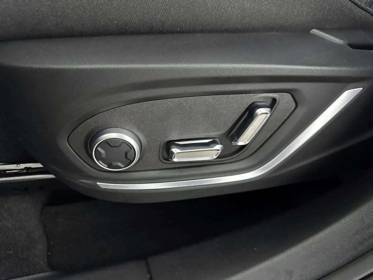 263 pk | Panoramadak | Carplay | Navigatie | Camera | Elektrische Achterklep | Dodehoekbewaking