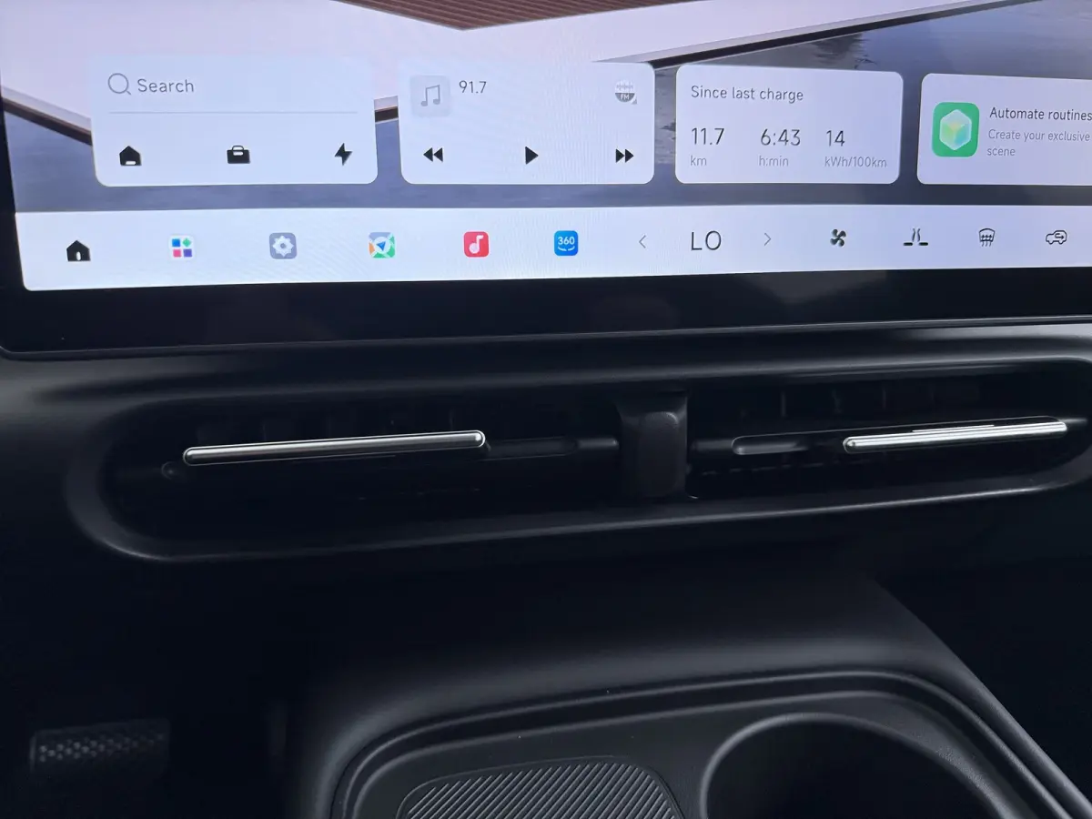 ProMax Design 53 kWh | Carplay | Adaptieve Cruise Control | Keyless | Led-verlichting | 18" Lichtmetalen Velgen | Parkeersensoren voor & achter | Rondomzicht camera