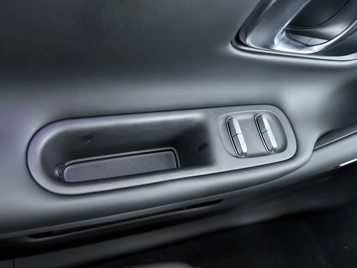 ProMax Design 53 kWh | Carplay | Adaptieve Cruise Control | Keyless | Led-verlichting | 18" Lichtmetalen Velgen | Parkeersensoren voor & achter | Rondomzicht camera