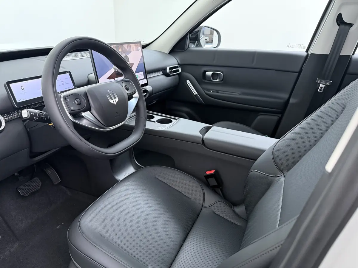 ProMax Design 53 kWh | Carplay | Adaptieve Cruise Control | Keyless | Led-verlichting | 18" Lichtmetalen Velgen | Parkeersensoren voor & achter | Rondomzicht camera