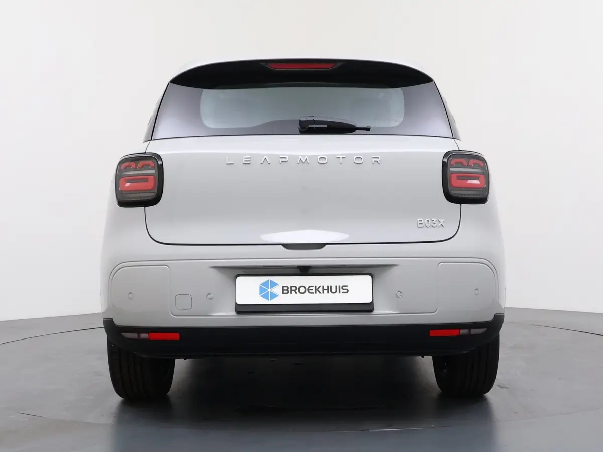 ProMax Design 53 kWh | Carplay | Adaptieve Cruise Control | Keyless | Led-verlichting | 18" Lichtmetalen Velgen | Parkeersensoren voor & achter | Rondomzicht camera