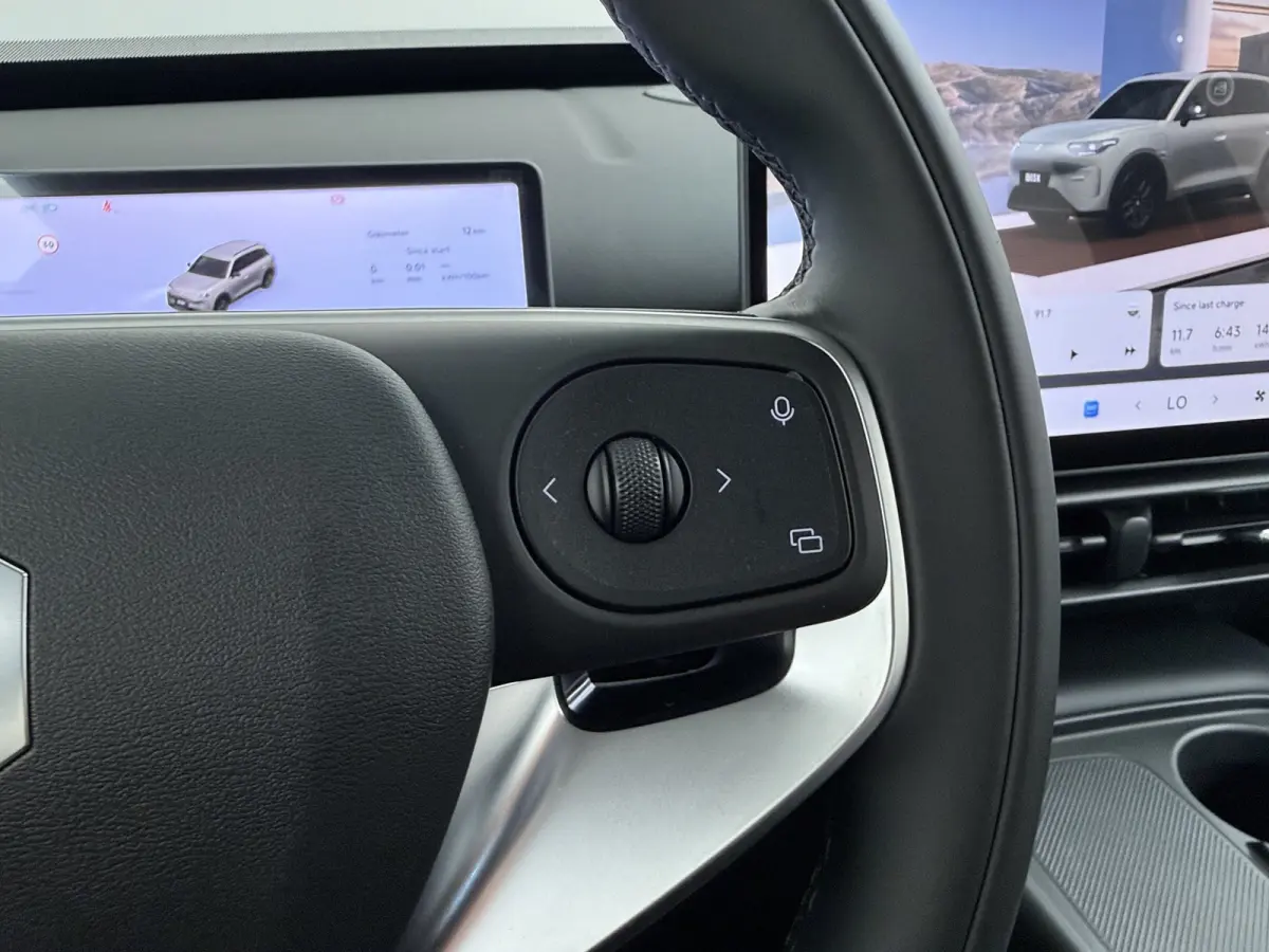 ProMax Design 53 kWh | Carplay | Adaptieve Cruise Control | Keyless | Led-verlichting | 18" Lichtmetalen Velgen | Parkeersensoren voor & achter | Rondomzicht camera