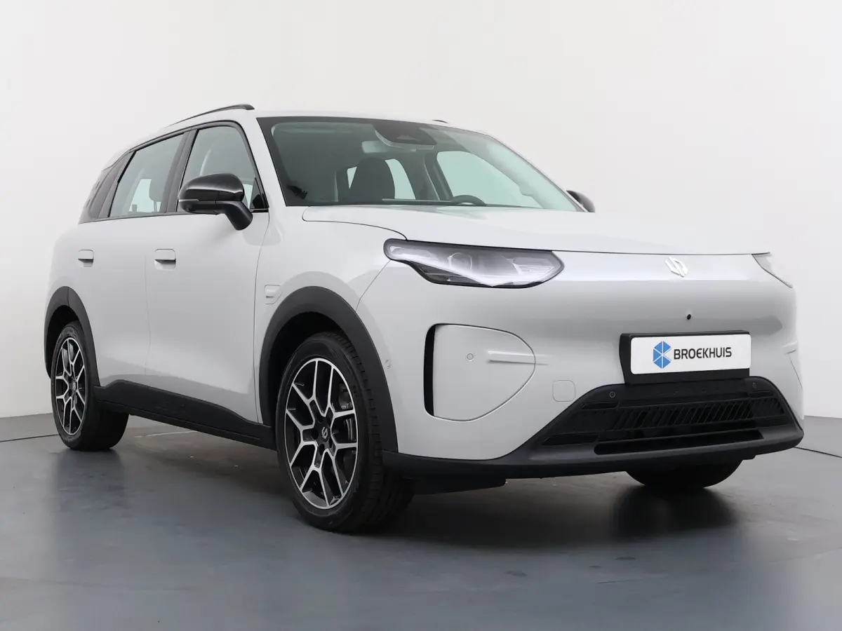 ProMax Design 53 kWh | Carplay | Adaptieve Cruise Control | Keyless | Led-verlichting | 18" Lichtmetalen Velgen | Parkeersensoren voor & achter | Rondomzicht camera