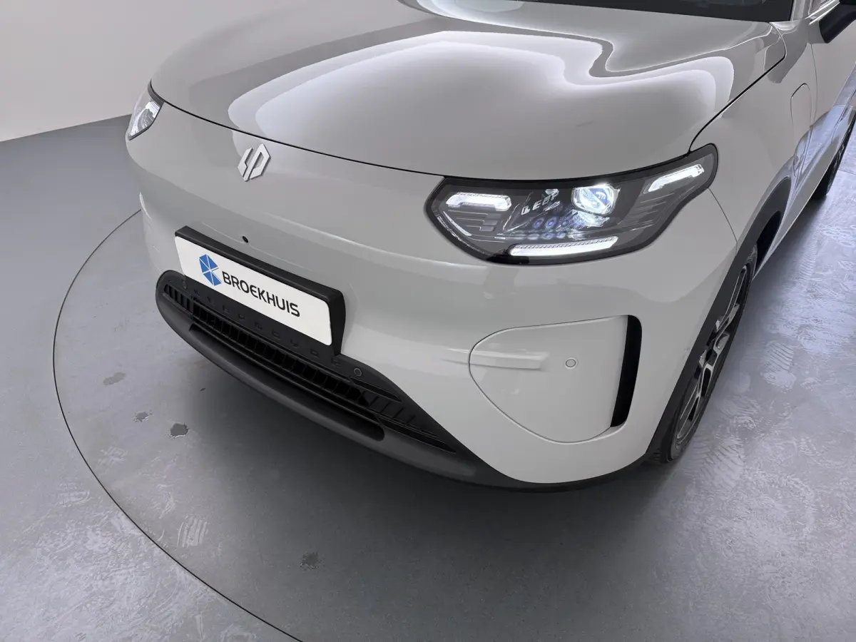 ProMax Design 53 kWh | Carplay | Adaptieve Cruise Control | Keyless | Led-verlichting | 18" Lichtmetalen Velgen | Parkeersensoren voor & achter | Rondomzicht camera